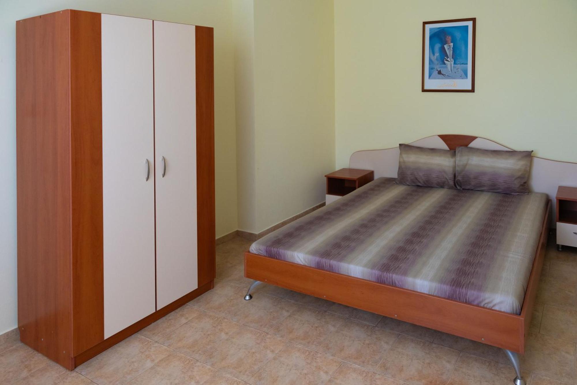 Zlatna Ribka Hotel เชอร์โนโมเรทส์ ภายนอก รูปภาพ